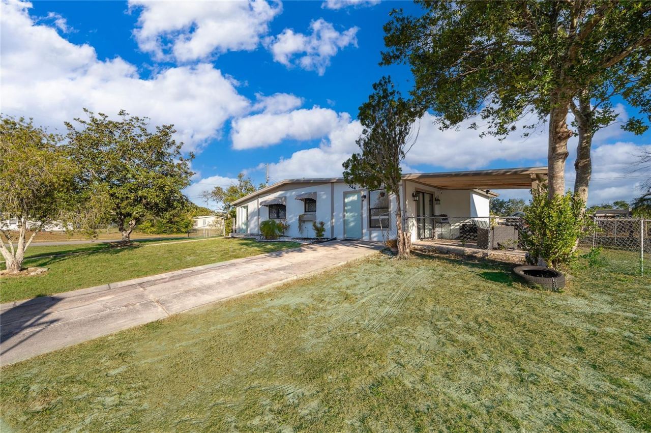 944 Halstead Street, Deltona, FL 32725 Photo