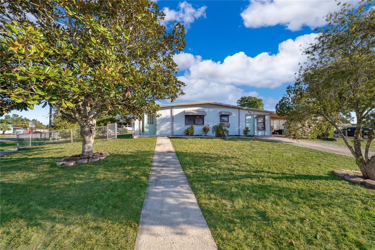 944 Halstead Street, Deltona, FL 32725 Photo