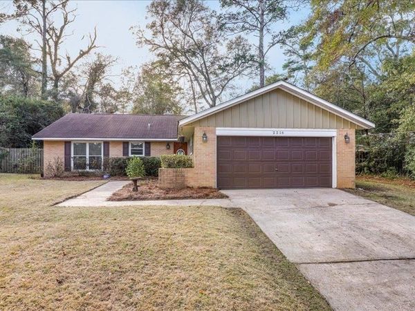 2216 Woodlawn Drive, Tallahassee, FL 32303