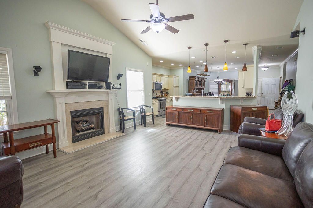 110 Winslow Lane Photo 9