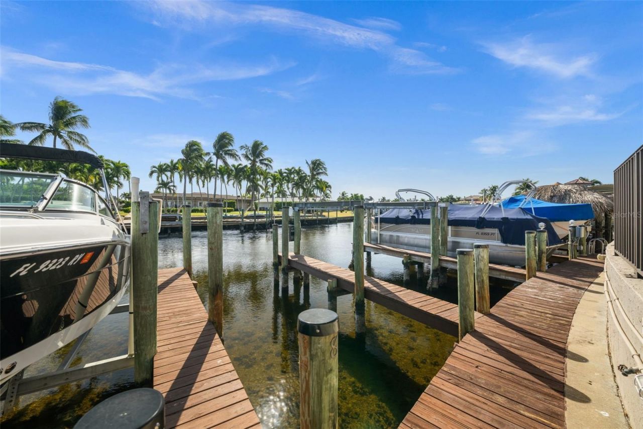 4803 SW Santa Barbara Court, Unit 8, Cape Coral, FL 33914 Photo