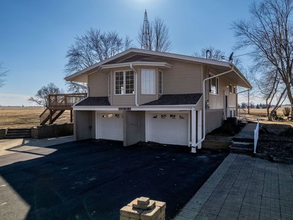 8611 Huber Road, Belvidere, IL 61008