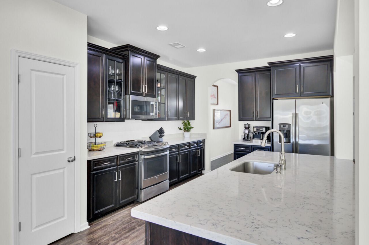 1981 Wild Indigo Way Photo 17