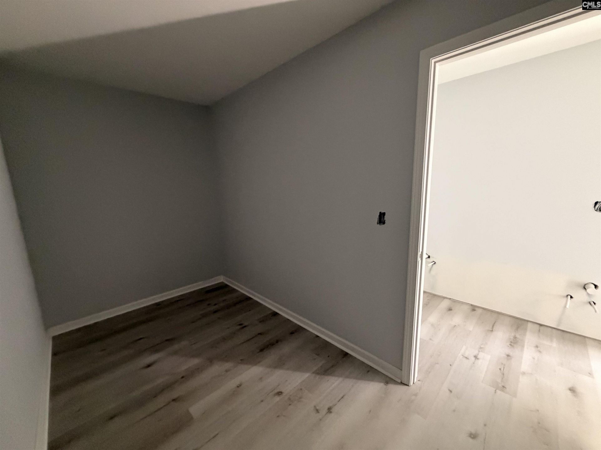 211 Stonington Drive Photo 23