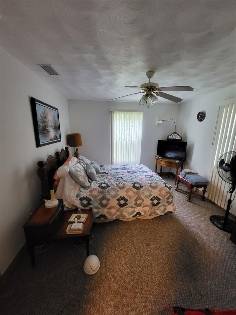 2377 NW 34th Place, Lake Panasoffkee, FL 33538 Photo