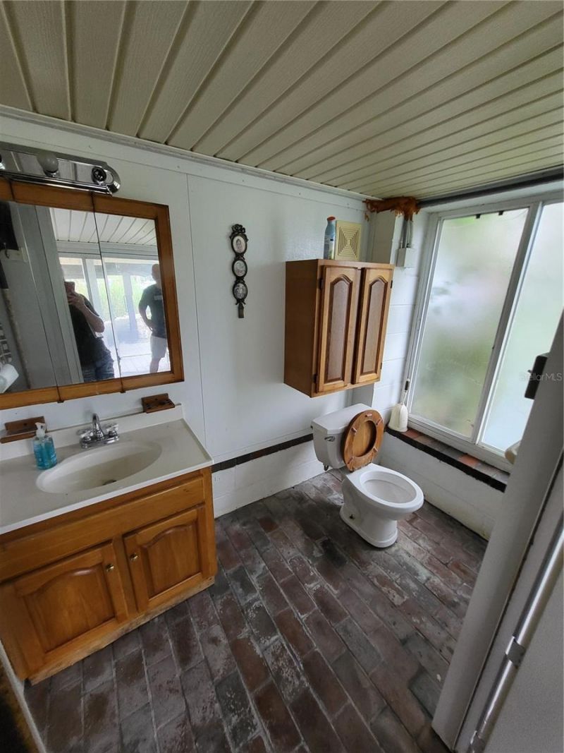 2377 NW 34th Place, Lake Panasoffkee, FL 33538 Photo