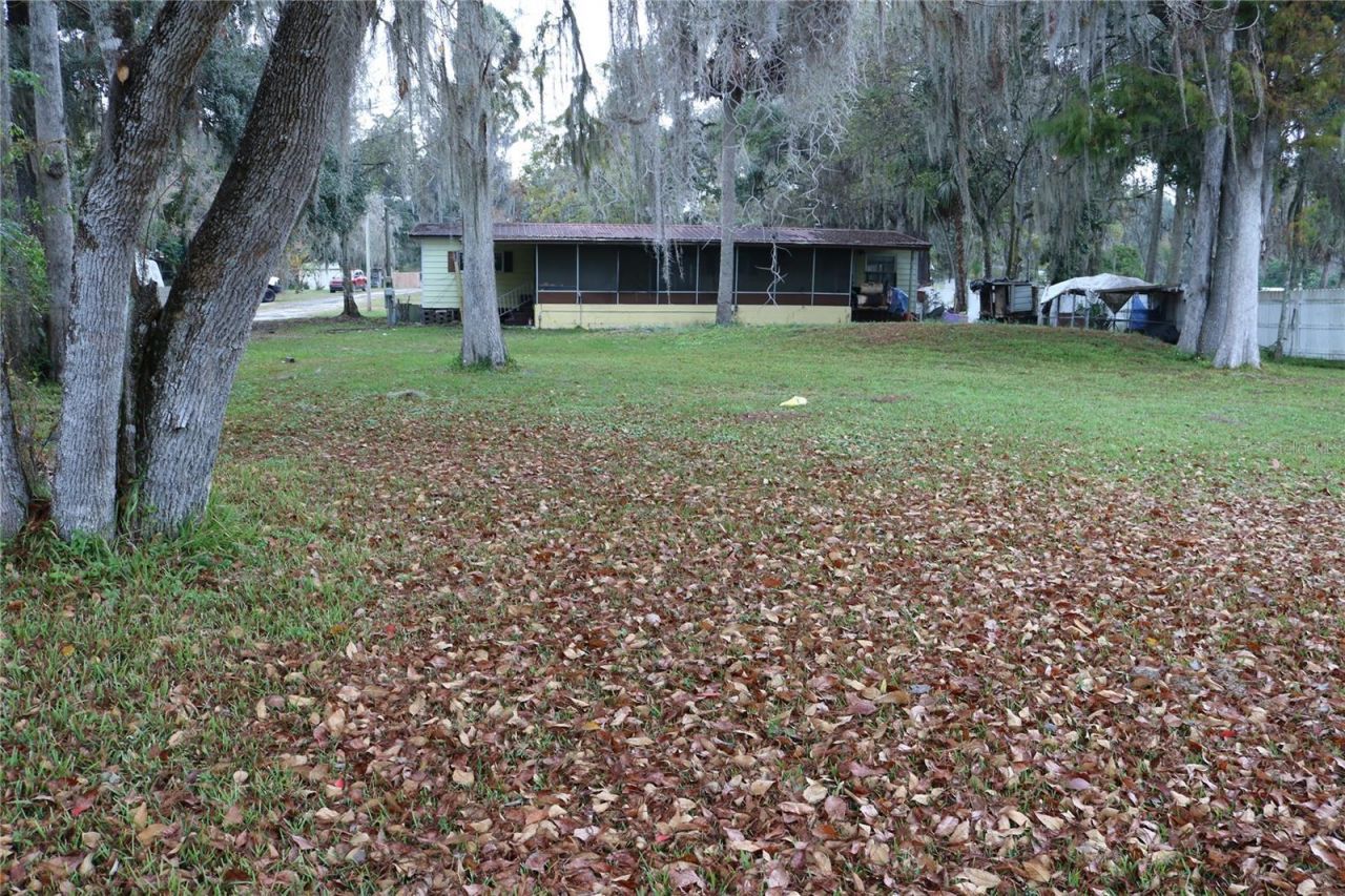 2377 NW 34th Place, Lake Panasoffkee, FL 33538 Photo