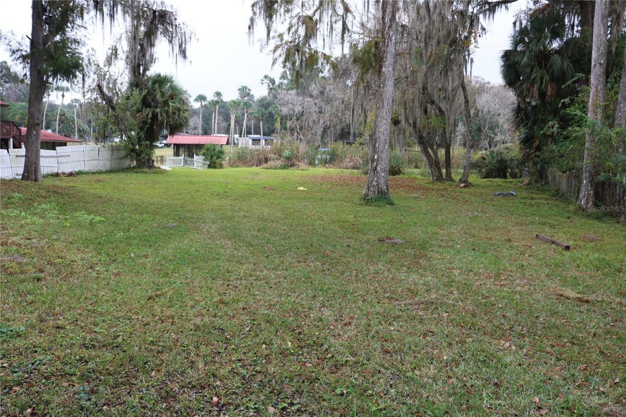 2377 NW 34th Place, Lake Panasoffkee, FL 33538 Photo