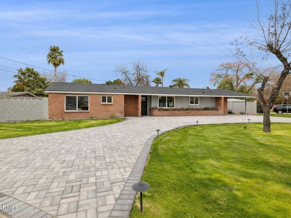 1216 W ROVEY Avenue, Phoenix, AZ 85013