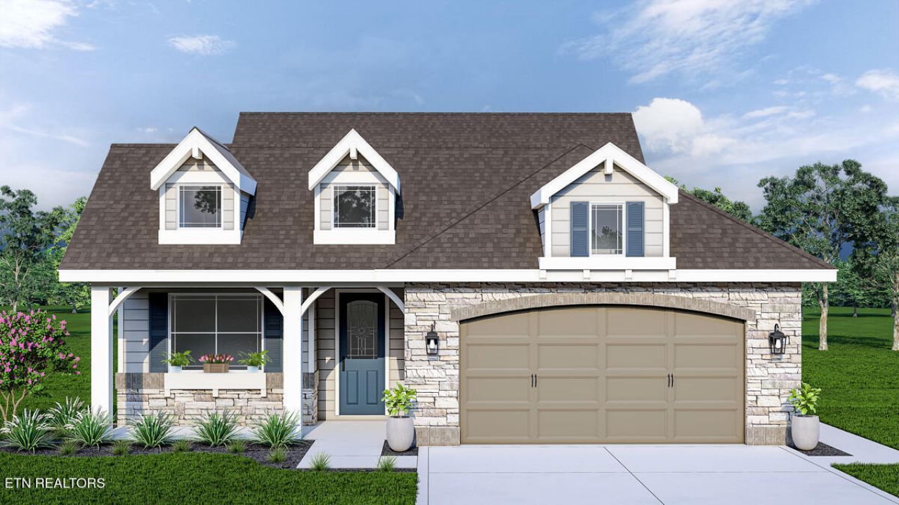 136 Oppenheimer Way, Oak Ridge, TN 37830 Main Photo