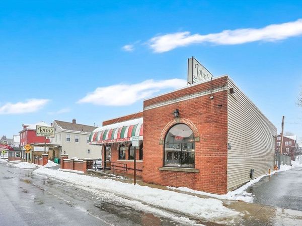 420 Front St, Chicopee, MA 01013