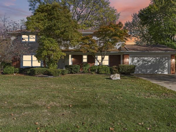 6843 Leslee Crest Drive, West Bloomfield, MI 48322