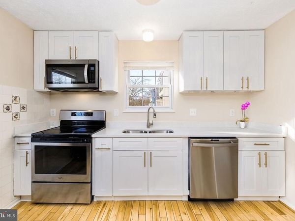 3720 SILVER PARK COURT, SUITLAND, MD 20746