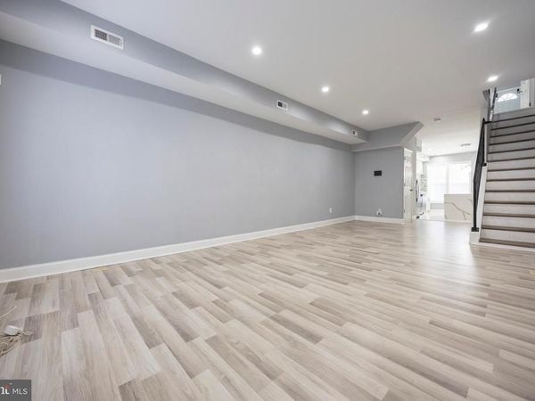 10 N ELLWOOD AVENUE, BALTIMORE, MD 21224