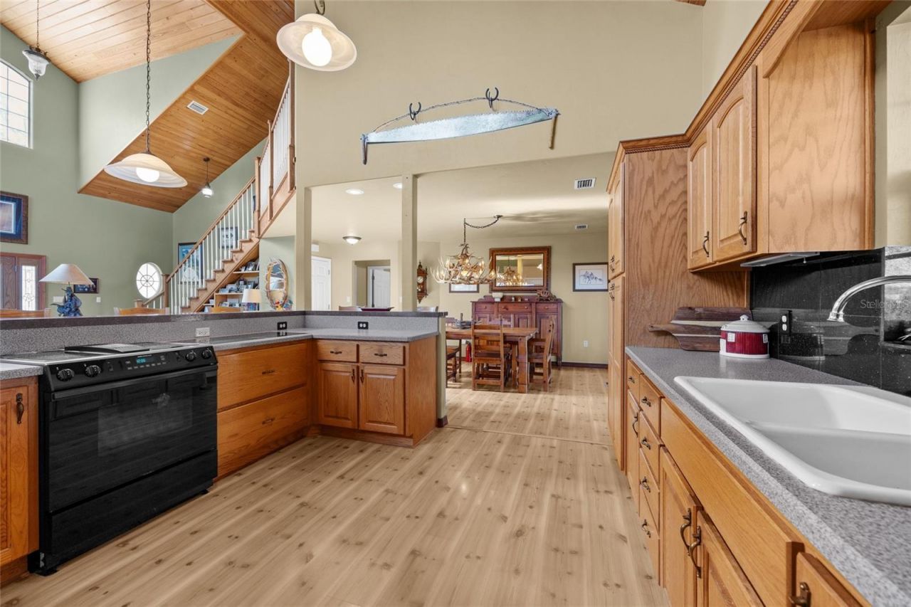 6109 SW Elim Church Road, Fort White, FL 32038 Photo