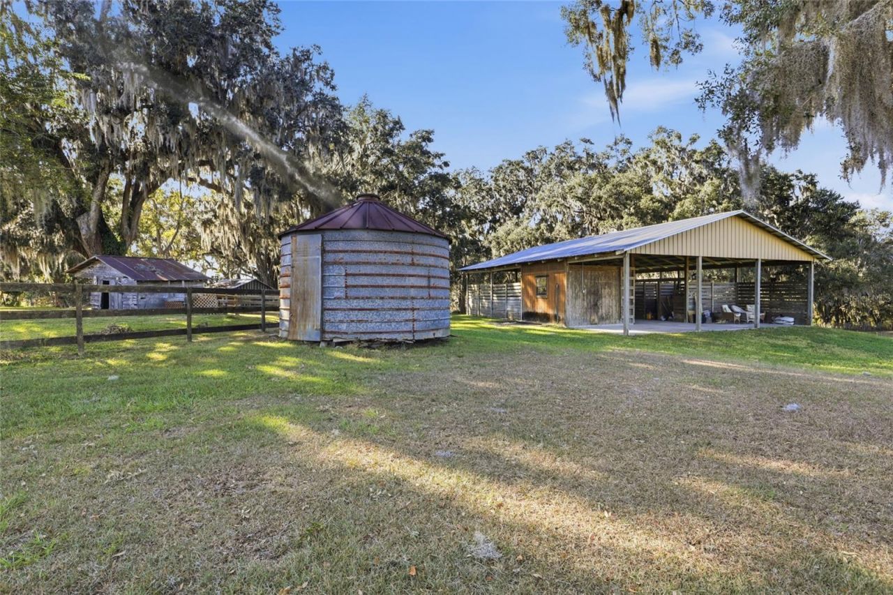 6109 SW Elim Church Road, Fort White, FL 32038 Photo