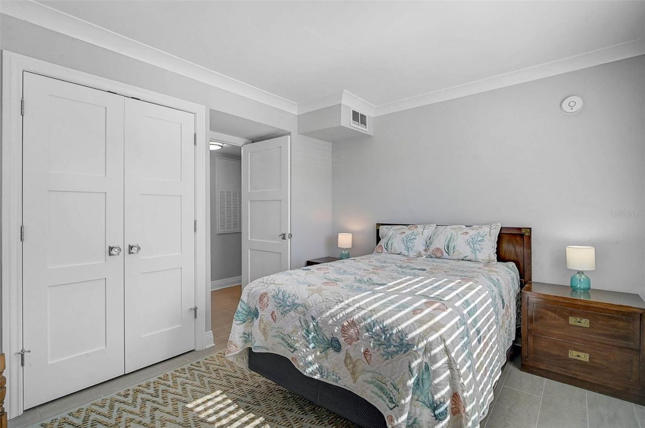 3585 Lake Bayshore Drive, Unit J-301, Bradenton, FL 34205 Photo