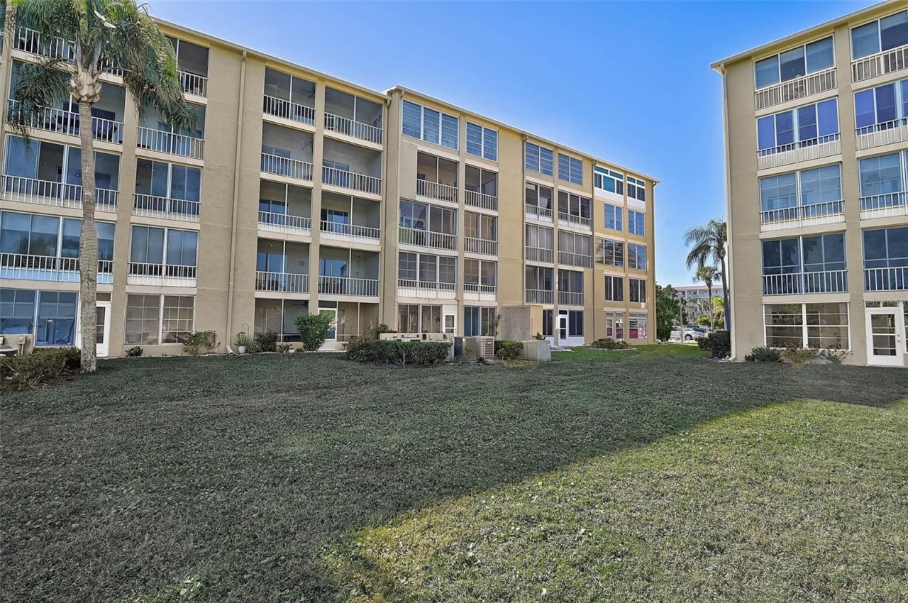 3585 Lake Bayshore Drive, Unit J-301, Bradenton, FL 34205 Photo