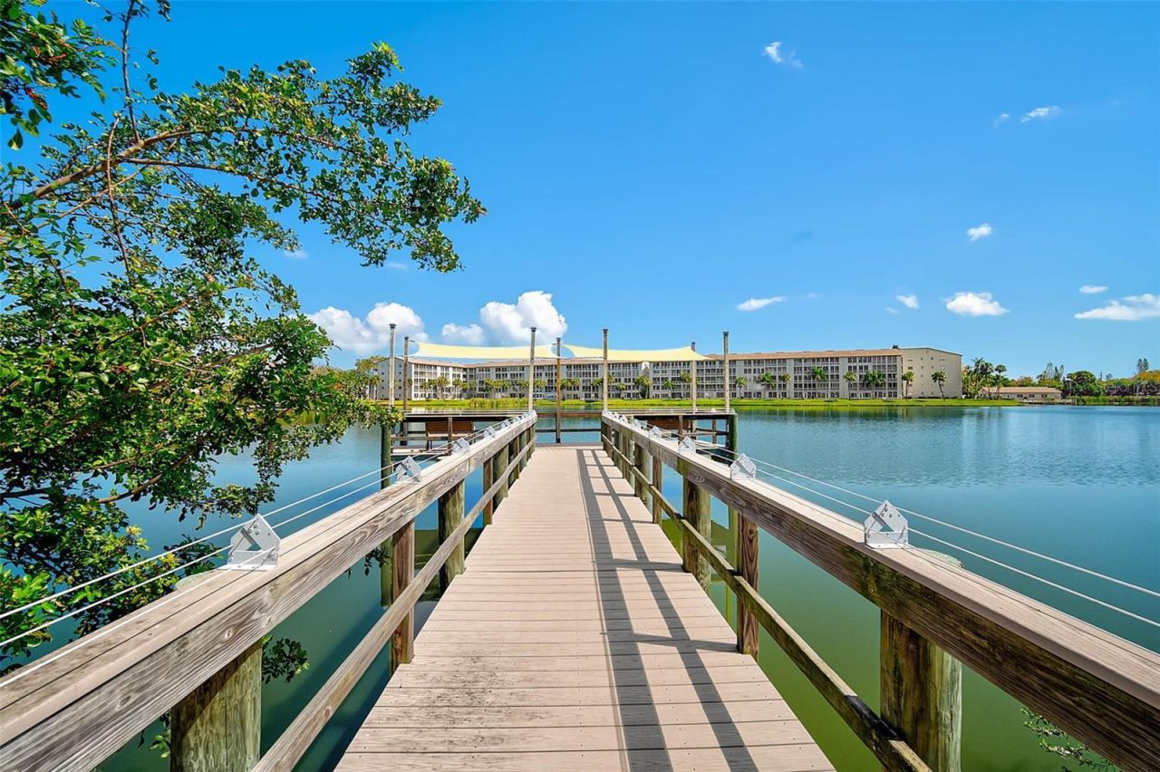 3585 Lake Bayshore Drive, Unit J-301, Bradenton, FL 34205 Photo
