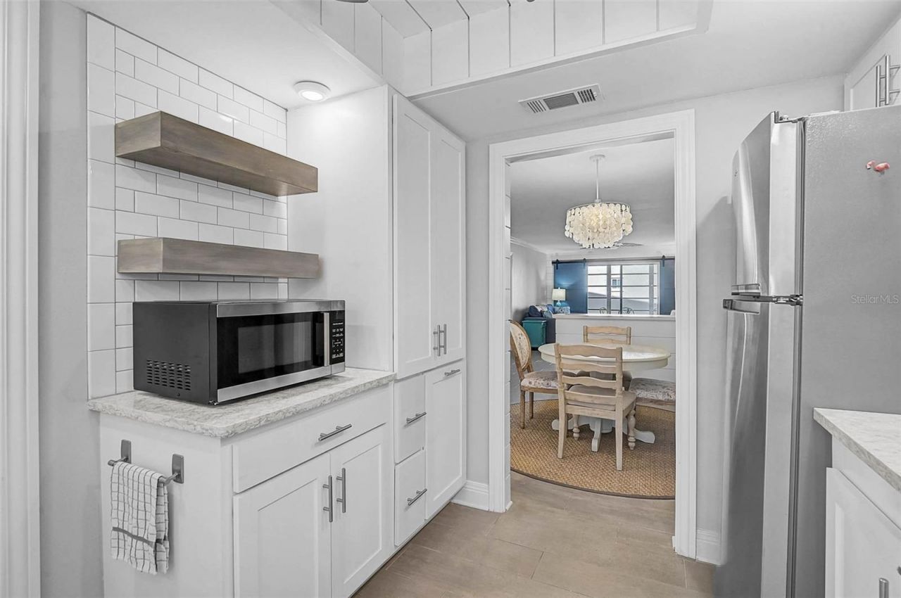 3585 Lake Bayshore Drive, Unit J-301, Bradenton, FL 34205 Photo