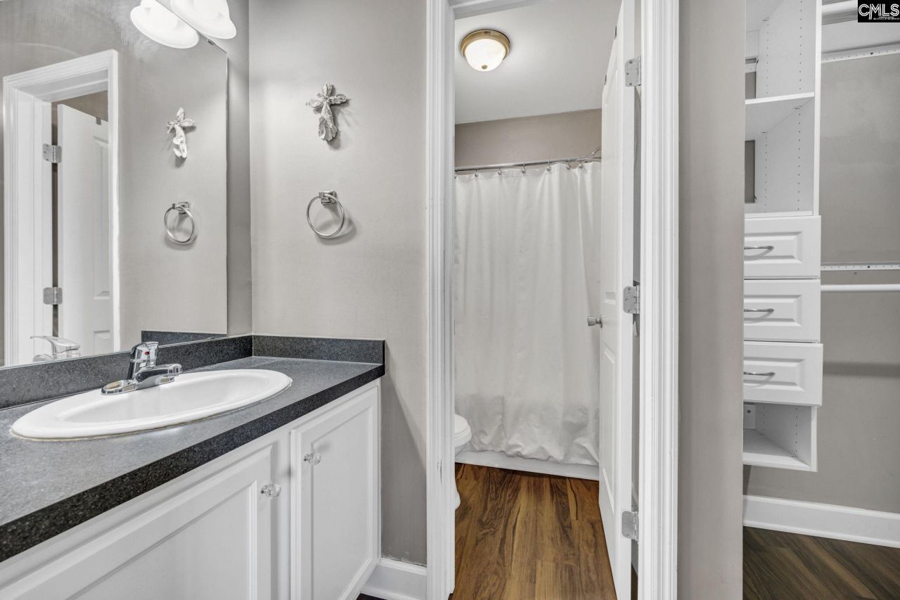 226 Edgewater Lane  Photo 19