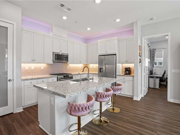 26973 Prospector Road, Unit 302, Valencia, CA 91381