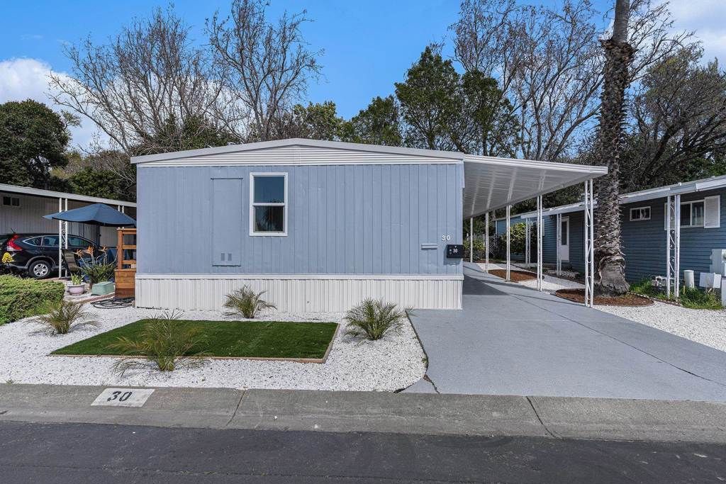 30 Palm Dr, Union City, CA 94587 Main Photo