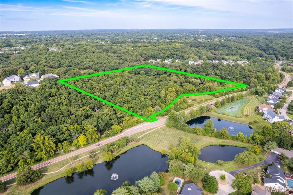 1110 Kiefer Creek Road, Ballwin, MO 63021 Main Photo