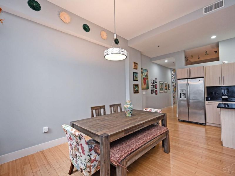 15 W Fourth Street, Unit 406, Cincinnati, OH 45202 Photo 14