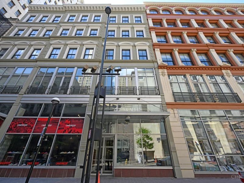 15 W Fourth Street, Unit 406, Cincinnati, OH 45202 Photo 2