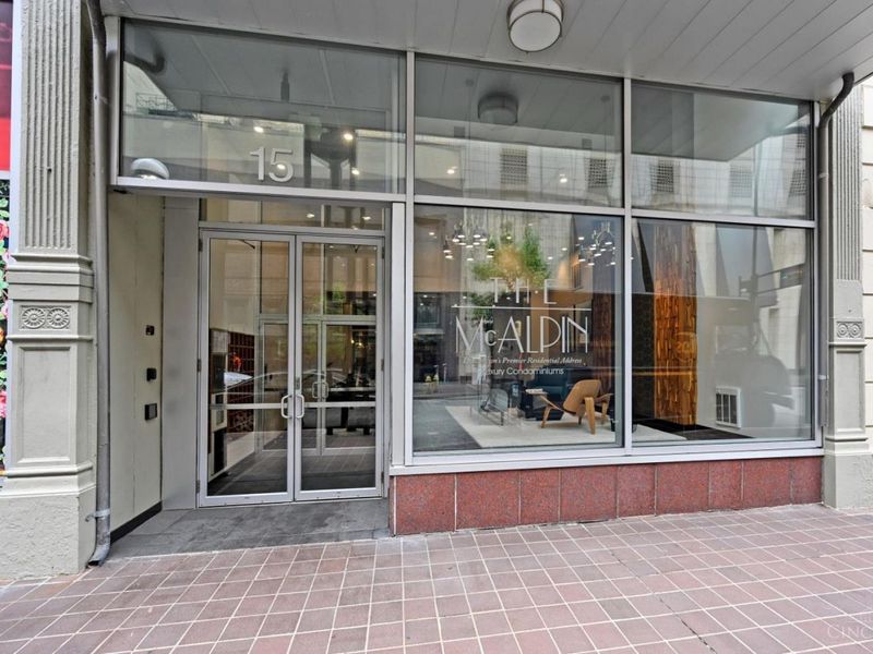 15 W Fourth Street, Unit 406, Cincinnati, OH 45202 Photo 3