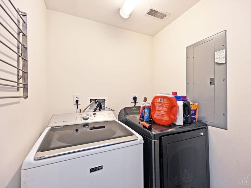 15 W Fourth Street, Unit 406, Cincinnati, OH 45202 Photo 35