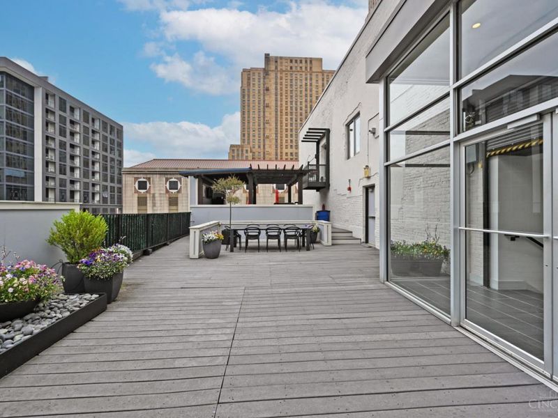 15 W Fourth Street, Unit 406, Cincinnati, OH 45202 Photo 40