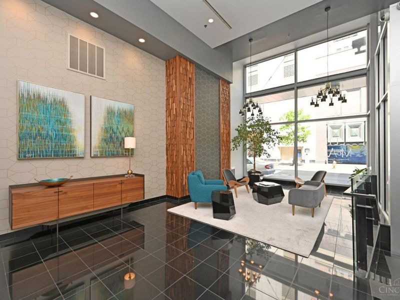 15 W Fourth Street, Unit 406, Cincinnati, OH 45202 Photo 5