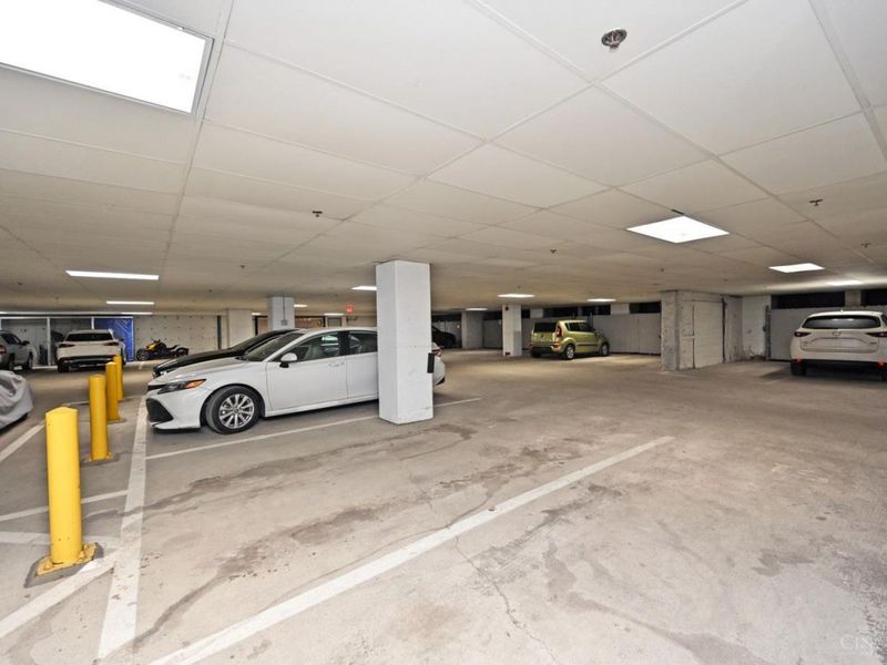 15 W Fourth Street, Unit 406, Cincinnati, OH 45202 Photo 56