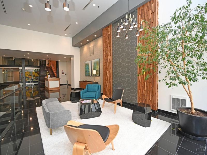 15 W Fourth Street, Unit 406, Cincinnati, OH 45202 Photo 6