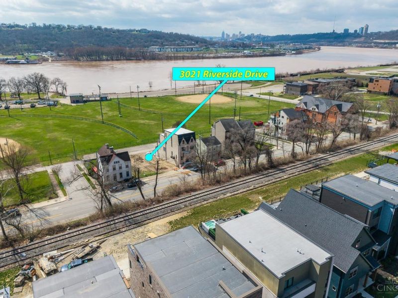 3021 Riverside Drive, Cincinnati, OH 45226 Photo 3