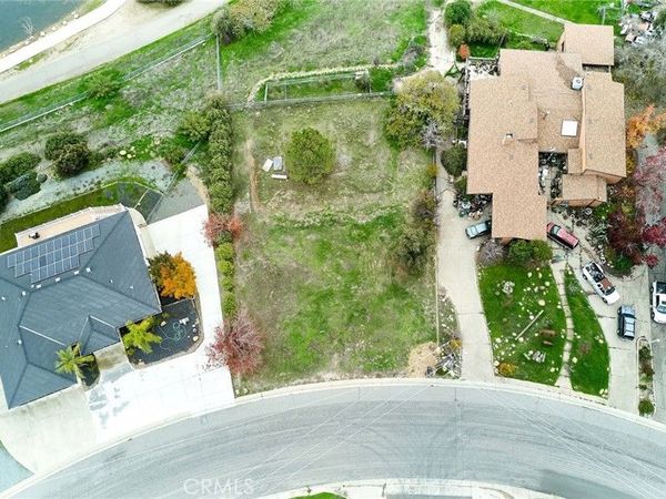 16 River Island Drive, Springville, CA 93265