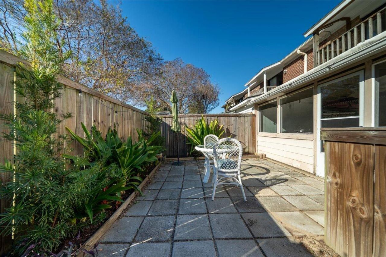 958 Fowler Court Photo 14