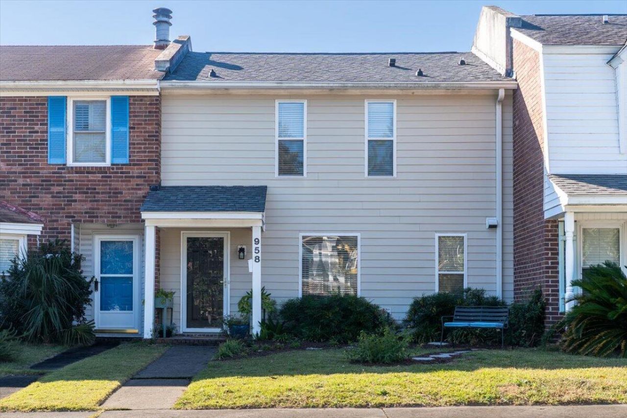 958 Fowler Court Photo 26