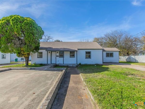 311 & 315 Smith Street , Belton, TX 76513