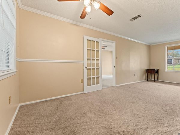 1713 Emmaline Dr, Baton Rouge, LA 70810
