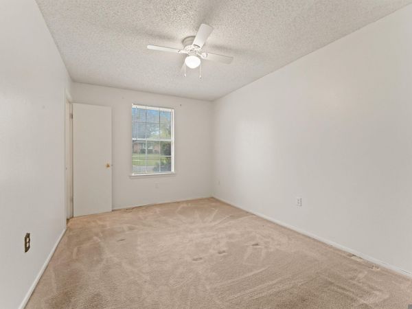 1713 Emmaline Dr, Baton Rouge, LA 70810