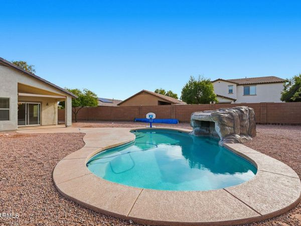 19546 N KRUPPS Court, Maricopa, AZ 85138