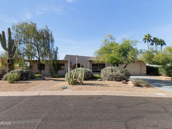 9424 N 17TH Place, Phoenix, AZ 85020