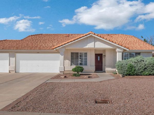 2710 N LINDA Circle, Mesa, AZ 85213
