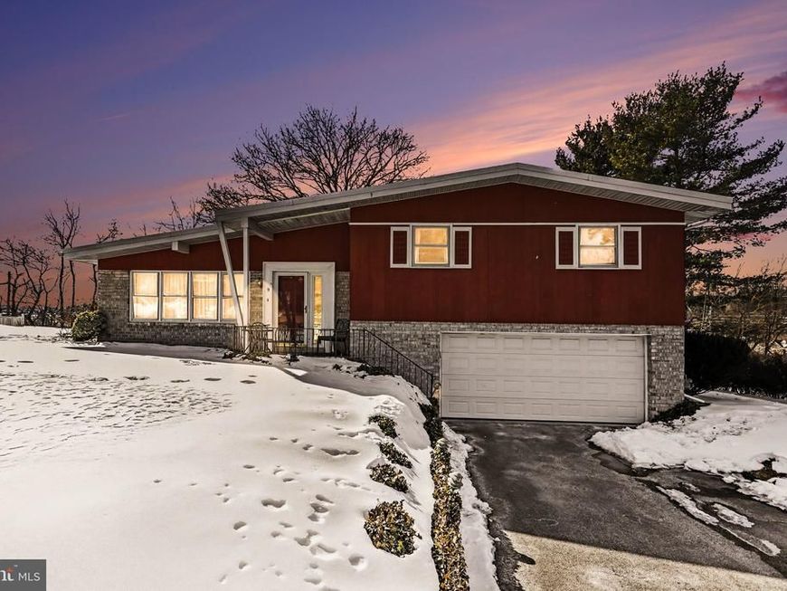 9 Berlin Court, York, PA 17408 Main Photo