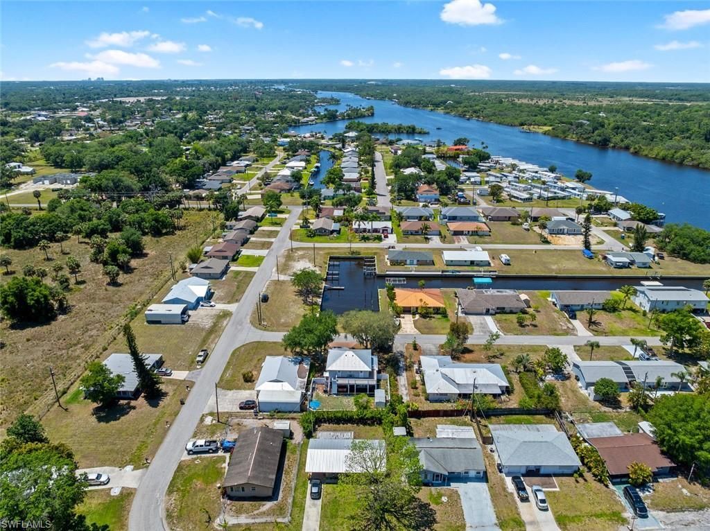 2040 Clarke Ave, Fort Myers, FL 33905 Photo