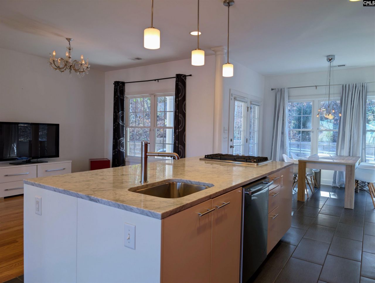 104 Fallen Oak Drive Photo 14