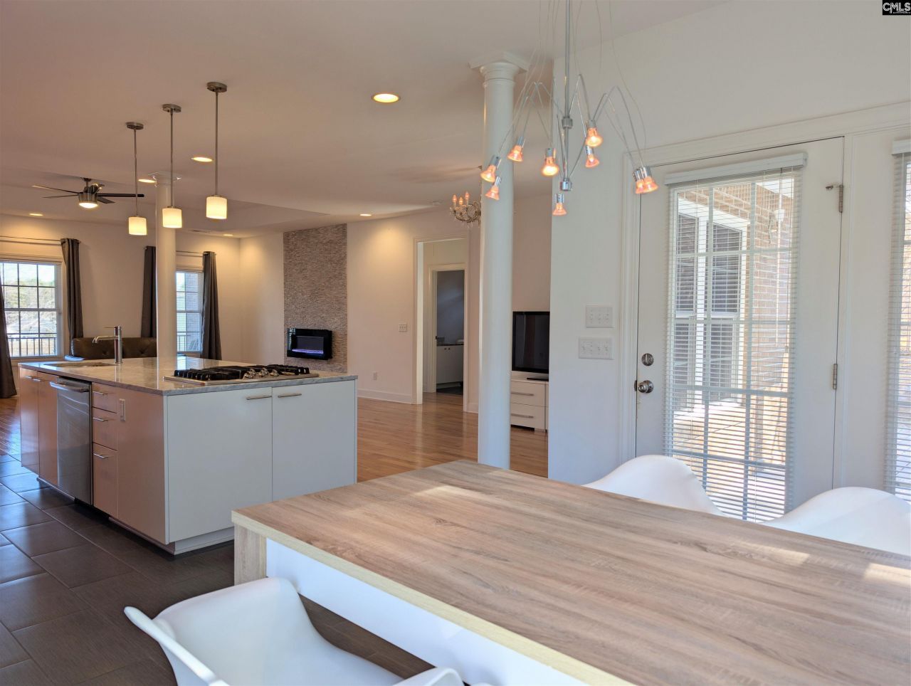 104 Fallen Oak Drive Photo 16